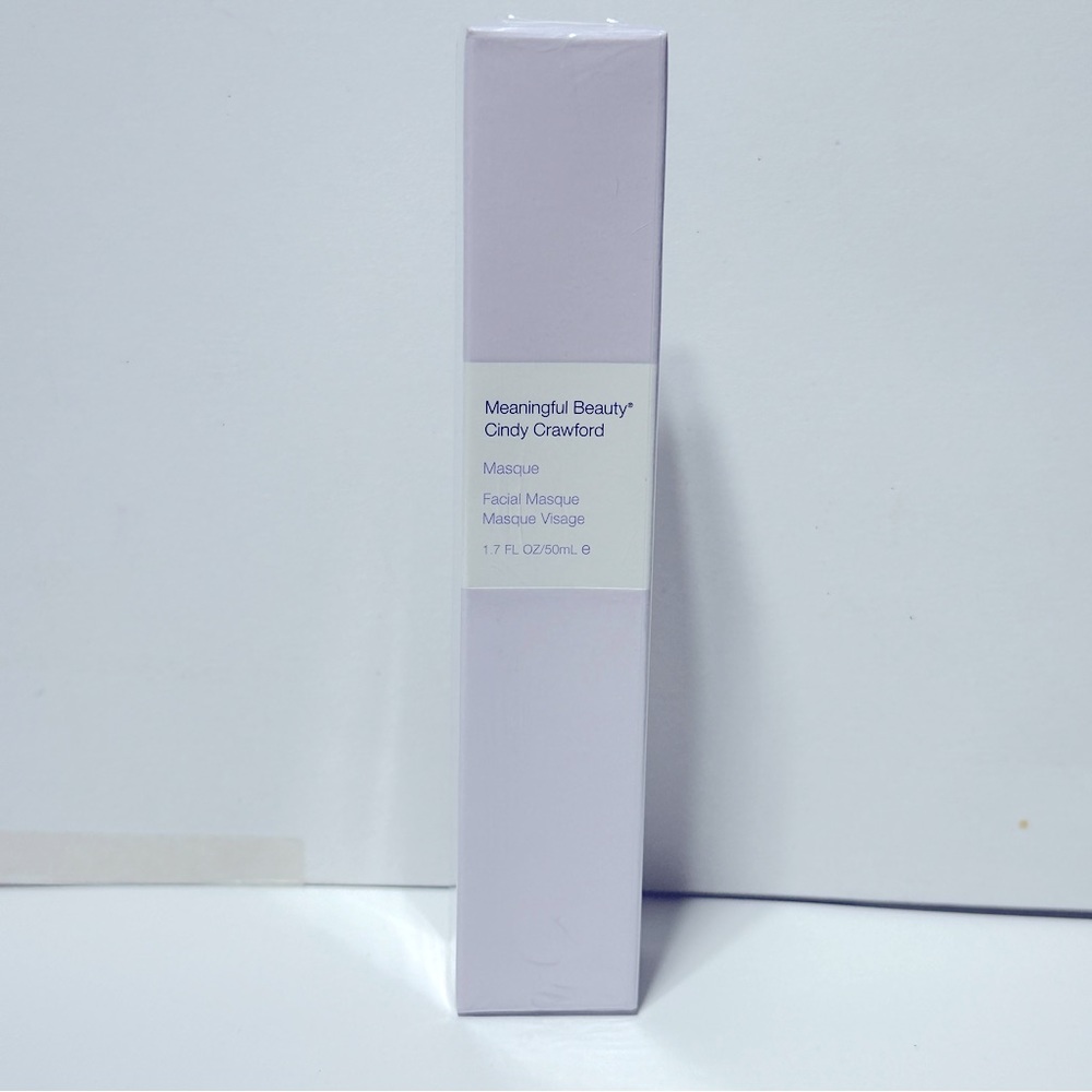 Cindy Crawford’s Meaningful Beauty Masque